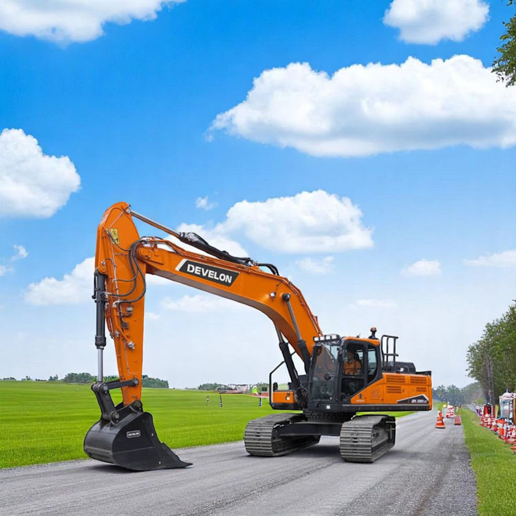 Picture of Develon DX300LC-7M Hydraulic Excavator